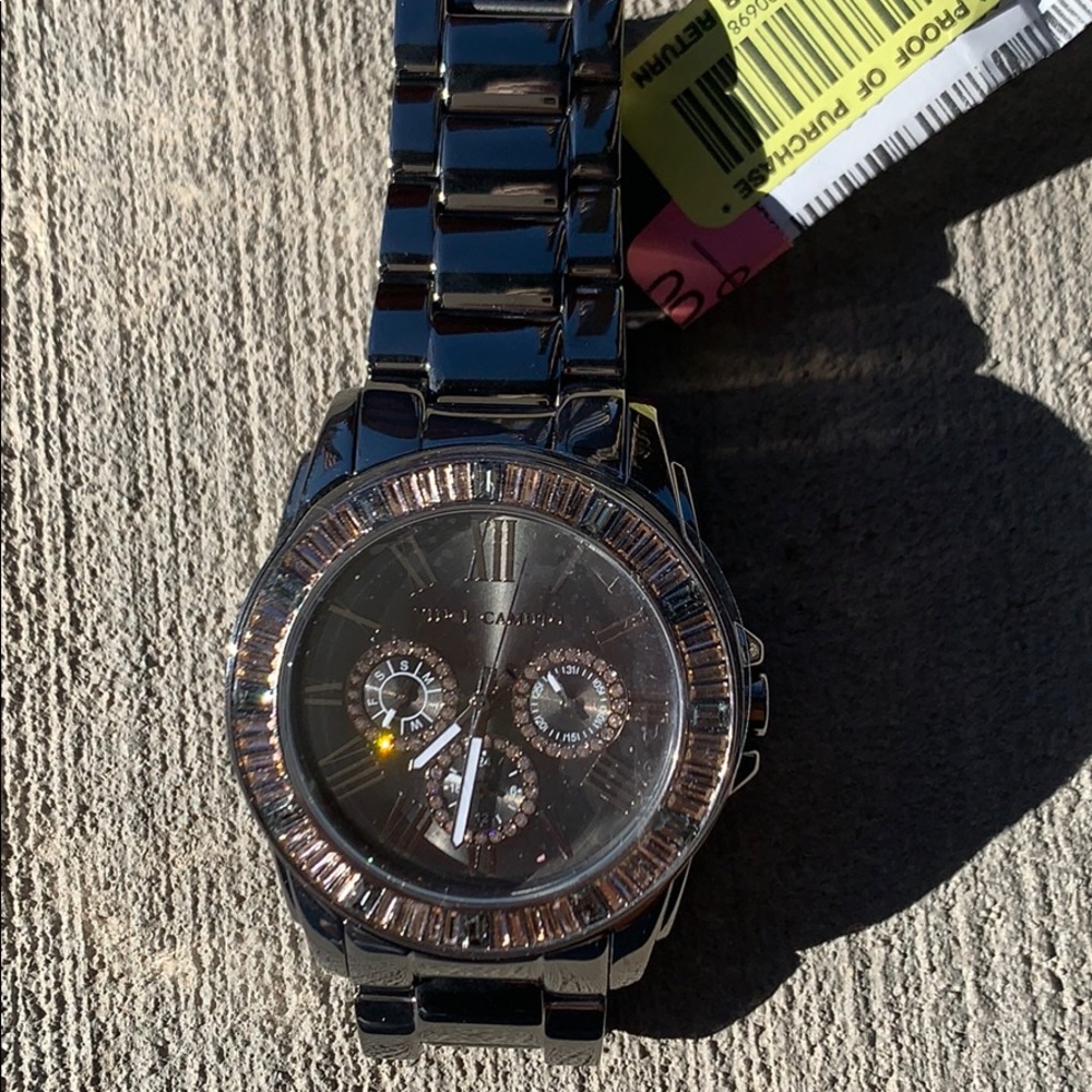 NWT! Vince Camuto Watch - Never been used! - Picture 4 of 4